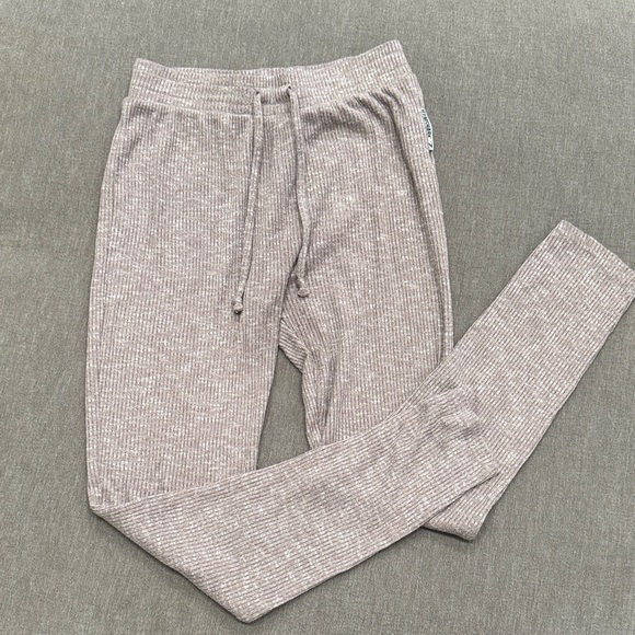 Gymshark Ribbed Joggers - Picture 2 of 3